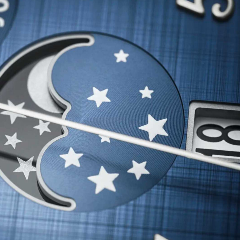 Patek Philippe Complications 38mm - 4947/1A-001 - #7 Patek Philippe Complications 38mm - 4947/1A-001 - #7