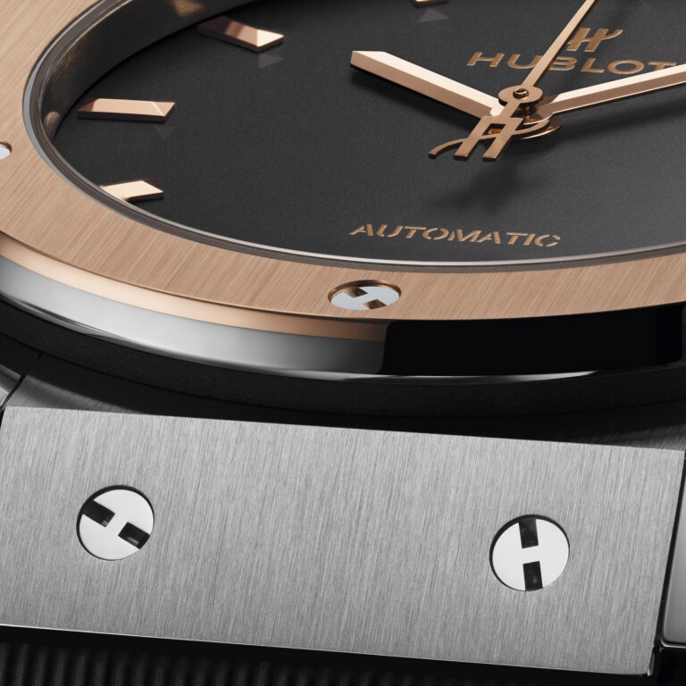 Hublot Classic Fusion Titanium 42mm - 542.NO.1181.RX - #2 Hublot Classic Fusion Titanium 42mm - 542.NO.1181.RX - #2