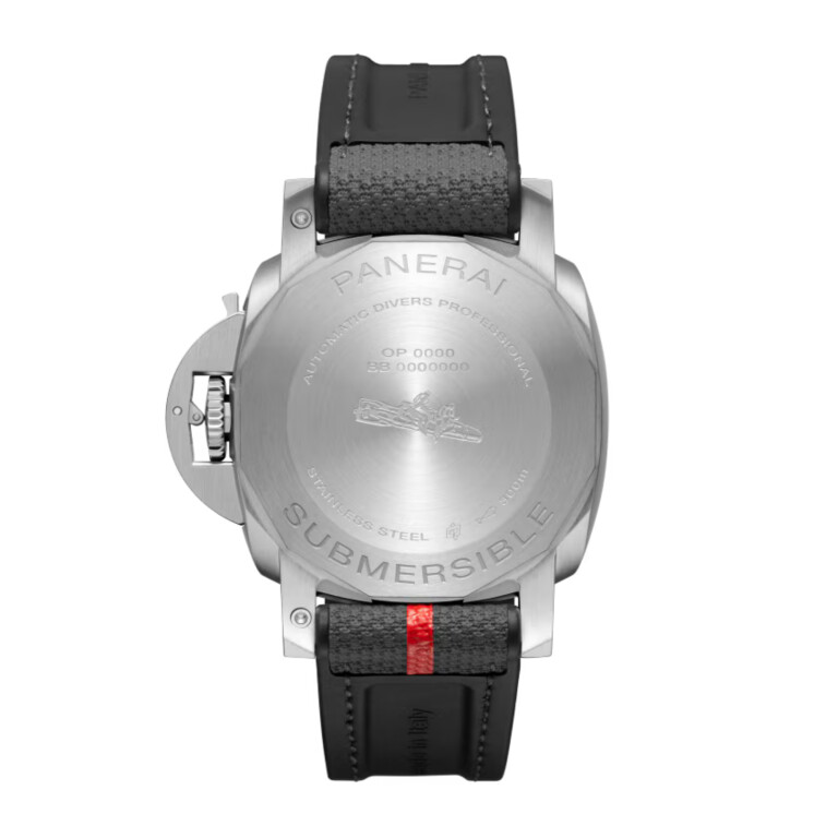 Panerai Luminor Submersible Luna Rossa 42mm - PAM01579 - #2 Panerai Luminor Submersible Luna Rossa 42mm - PAM01579 - #2