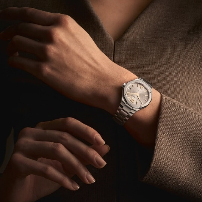 Baume & Mercier Riviera 33mm - M0A10810 - #5 Baume & Mercier Riviera 33mm - M0A10810 - #5