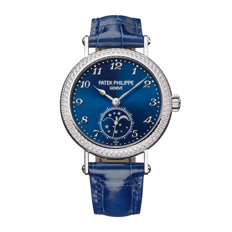 Complications 33mm - Patek Philippe - 7121/200G-001 Complications 33mm - Patek Philippe - 7121/200G-001