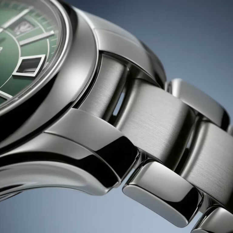 Patek Philippe Complications Annual Calendar Flyback Chronograph 42mm - 5905/1A-001 - #4 Patek Philippe Complications Annual Calendar Flyback Chronograph 42mm - 5905/1A-001 - #4