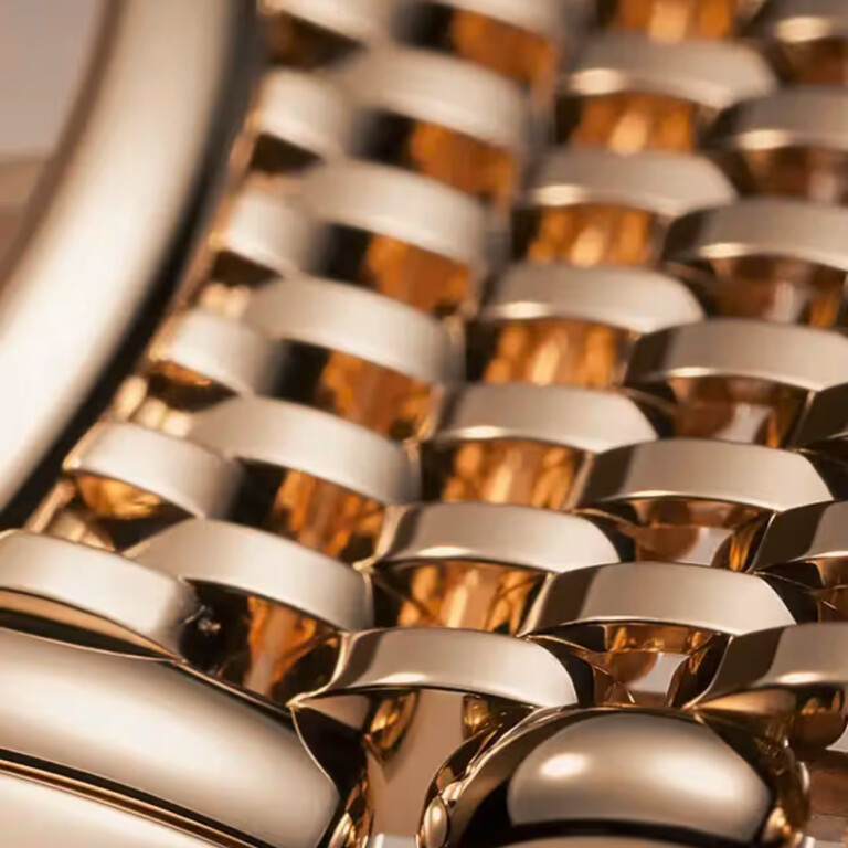 Patek Philippe Complications Calatrava 39mm - 5180/1R-001 - #8 Patek Philippe Complications Calatrava 39mm - 5180/1R-001 - #8