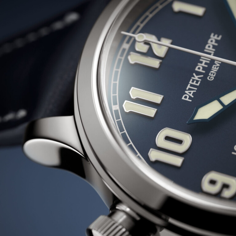 Patek Philippe Complications Calatrava Pilot Travel Time 37mm - 7234G-001 - #9 Patek Philippe Complications Calatrava Pilot Travel Time 37mm - 7234G-001 - #9