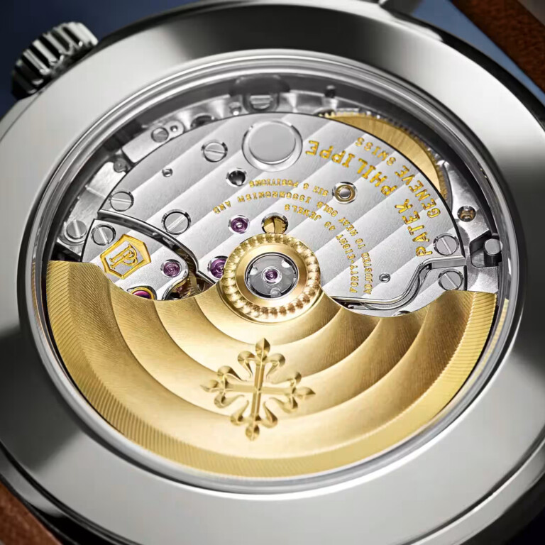 Patek Philippe Complications Calatrava Weekly Calendar 40mm - 5212A-001 - #3 Patek Philippe Complications Calatrava Weekly Calendar 40mm - 5212A-001 - #3