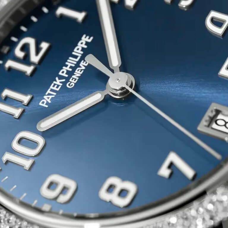 Patek Philippe Twenty-4 36mm - 7300/1200A-001 - #10 Patek Philippe Twenty-4 36mm - 7300/1200A-001 - #10