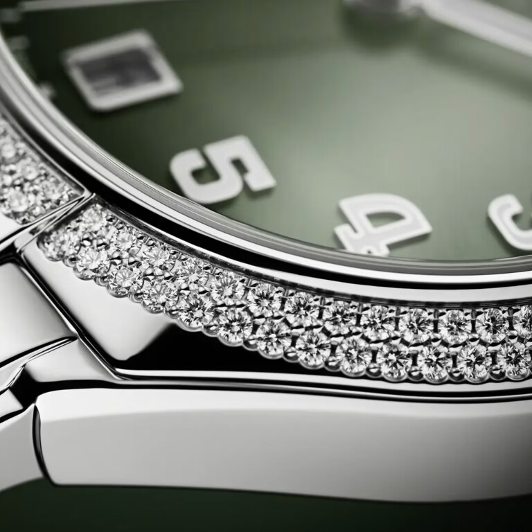 Patek Philippe Twenty-4 36mm - 7300/1200A-011 - #8 Patek Philippe Twenty-4 36mm - 7300/1200A-011 - #8