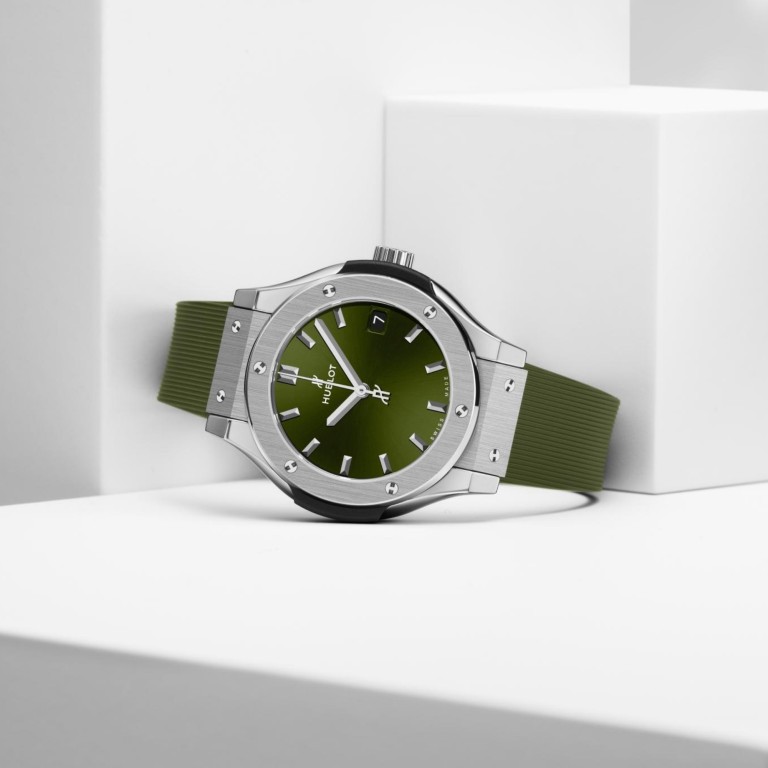 Hublot Classic Fusion Titanium Green 42mm - 542.NX.8970.RX - #2 Hublot Classic Fusion Titanium Green 42mm - 542.NX.8970.RX - #2
