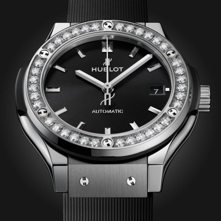 Hublot Classic Fusion Titanium Diamonds 38mm - 565.NX.1470.RX.1204 - #2 Hublot Classic Fusion Titanium Diamonds 38mm - 565.NX.1470.RX.1204 - #2