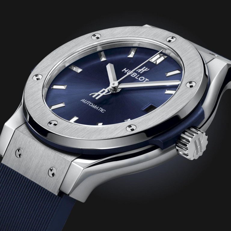 Hublot Classic Fusion Titanium Blue 38mm - 565.NX.7170.RX - #4 Hublot Classic Fusion Titanium Blue 38mm - 565.NX.7170.RX - #4