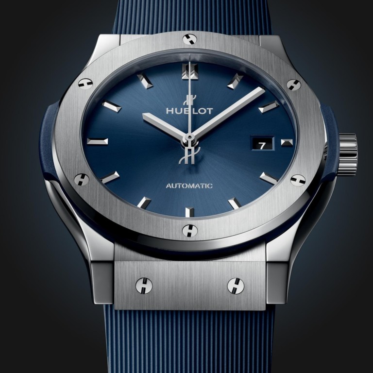 Hublot Classic Fusion Titanium Blue 42mm - 542.NX.7170.RX - #2 Hublot Classic Fusion Titanium Blue 42mm - 542.NX.7170.RX - #2